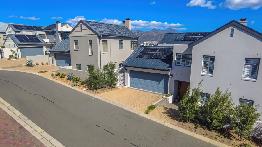 3 Bedroom Property for Sale in Fairhaven Country Estate Western Cape